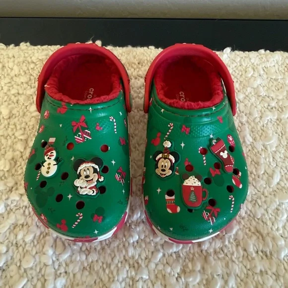 Kids Crocs with Holiday Disney Design - Picture 1 of 5